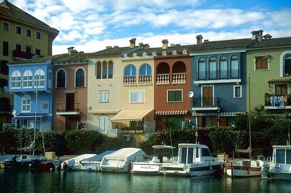 In Little Venice Apartment Port Saplaya